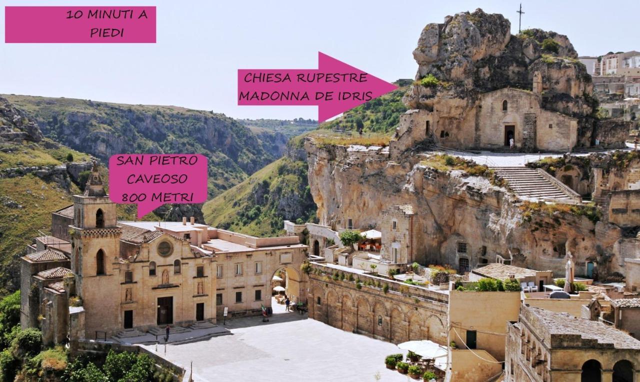 Dimora Mefite-Camere Con Bagno Privato E Self Check-In Matera Eksteriør bilde